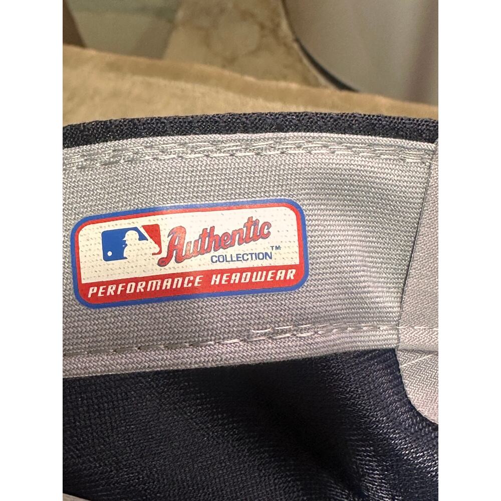 New Era 59FIFTY Seattle Mariners Fitted Hat 7 3/4 MLB Authentic Navy Cap - Picture 5 of 8